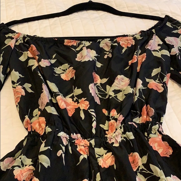 Romper - Picture 3 of 4